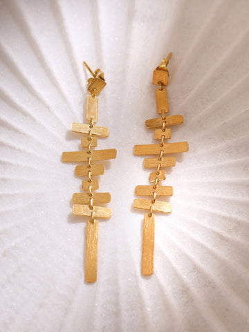 Bar geometric earrings